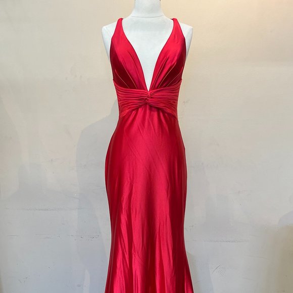 NEW RED LONG SHEATH SLEEVELESS DRESS WITH DEEP NECKLINE AND ZIPPER BACK AC5039